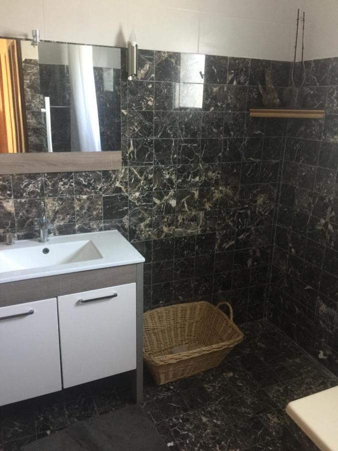 מונטניאק Spacieuse Chambre Du Rucher Naturaile מראה חיצוני תמונה